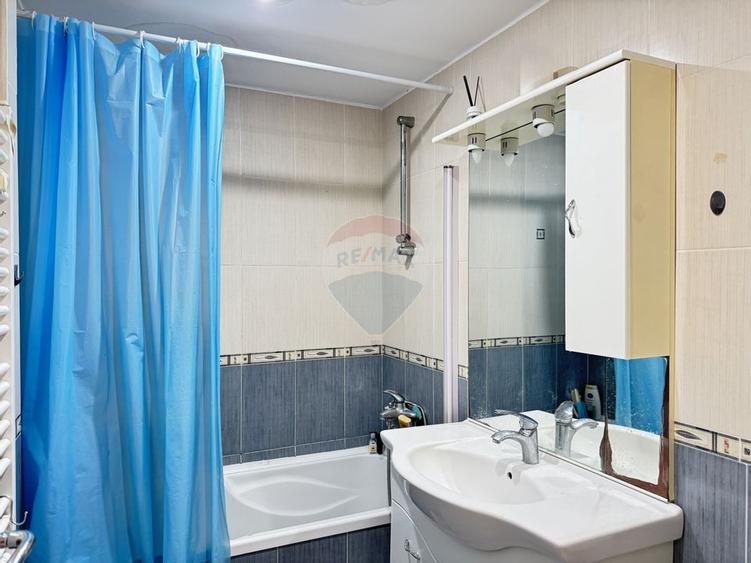 De Vanzare Apartament 4 camere - Ultra Central (orientare N-S) - 16