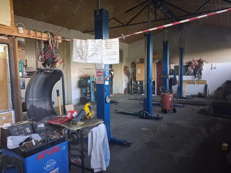 Casa de vanzare cu spa?iu prestari servicii - 6