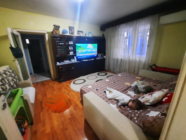 VANZARE 2 CAM COLENTINA STRADA - 2