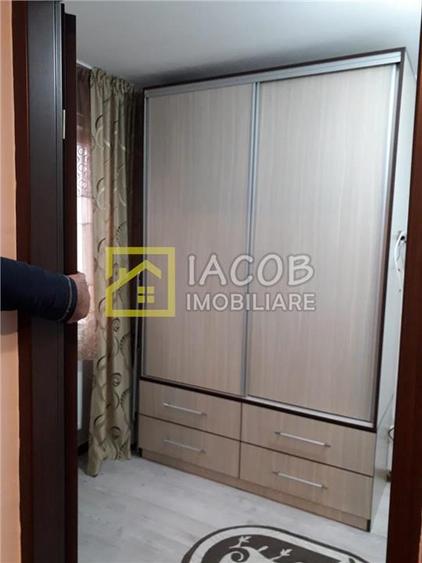 Apartament cu 3 camere, zona Milcov, Bacau - 7