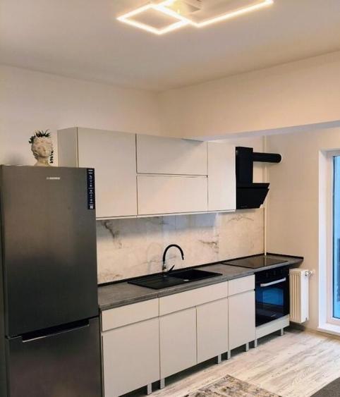 Inchiriez Ap studio 2 cam Sectorul 4 Bucure?ti - 2