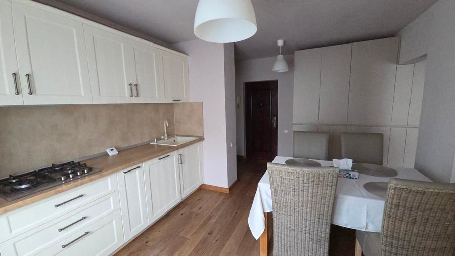 Apartament spatios si modern de inchiriat - 4