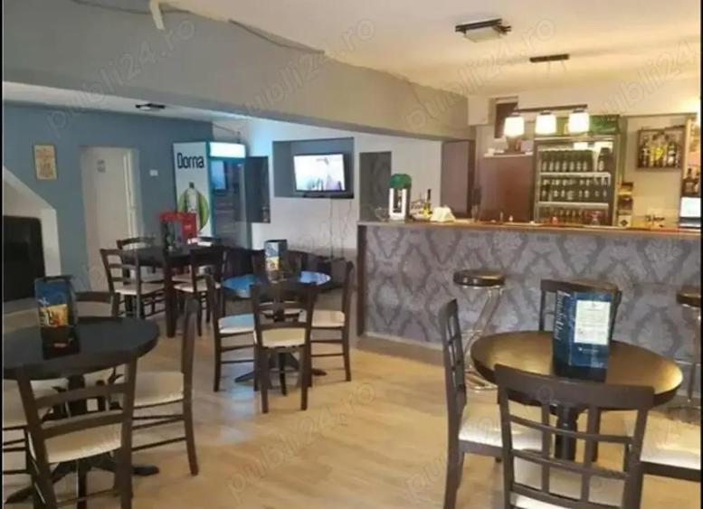 Vand spa?iu comercial+apartament +garsoniera - 2