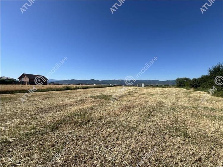 Teren intravilan de 543 mp cu PUZ constructie duplex in Cristian - 4