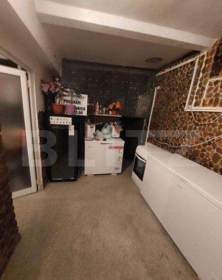 Spatiu Comercial cu 2 camere+beci, teren 400mp - 7