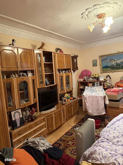 Apartament decomandat cu 2 balcoane parter, micro 20 - 11