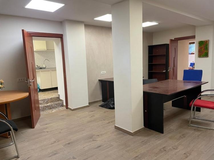 INCHIRIERE SPATIU PENTRUN BIROURI, ZONA PARCUL CAROL, LA DEMISOLUL UNEI VILE - 3