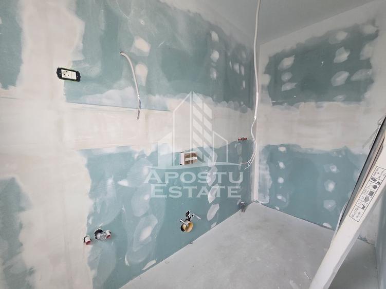 Jumatate de duplex pe parter cu 3 camere si 2 bai, Sag - 13