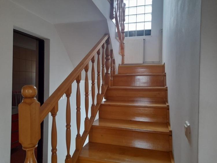 Mureseni, casa frumoasa cu 5 camere plus living, cu 500 mp teren total - 3