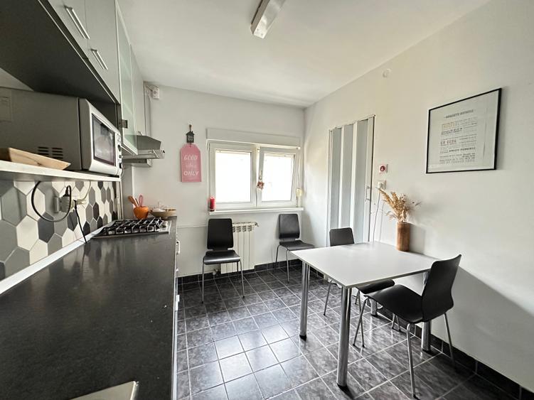 Apartament cu 2 camere decomandat în Tineretului