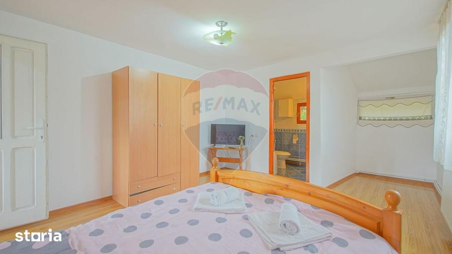 Casă cu 7 camere cu Teren 800 Mp în Purcăreni
