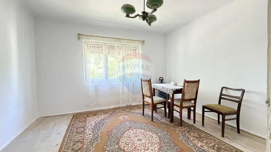 Casă cu 3 camere cu Teren 700 Mp în Vitrometan