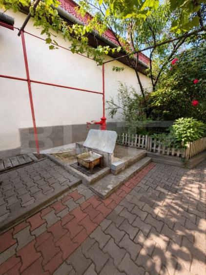 Casa de vanzare locuin?a + spa?iu comercial, zona - 7