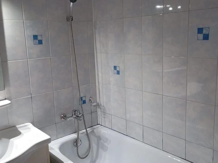 Garsonieră decomandată în Brâncoveanu