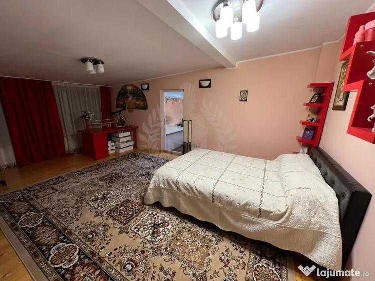 Casă cu 5 camere cu Teren 300 Mp în Ultracentral
