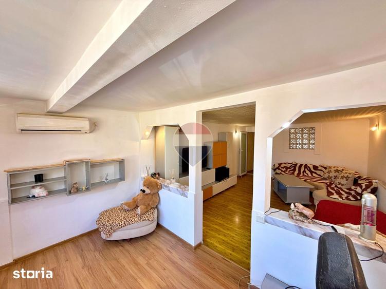 Casă cu 5 camere cu Teren 133 Mp în Drăgășani