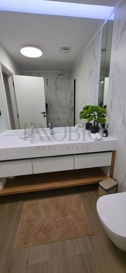 Apartament cu 2 camere semidecomandat în Barbu Văcărescu