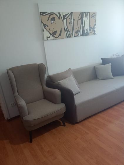 Apartament cu 3 camere decomandat în Valea Oltului