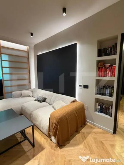 Apartament cu 4 camere decomandat în Est