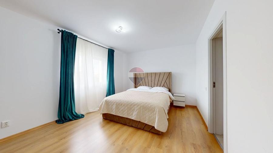 Casă individuală cu 4 camere cu Teren 400 Mp în Sânpetru