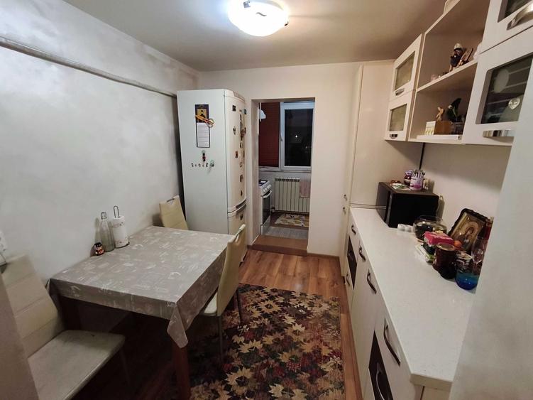 Apartament cu 2 camere decomandat în Crișan