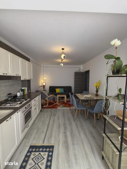 Apartament cu 3 camere decomandat în Burdujeni