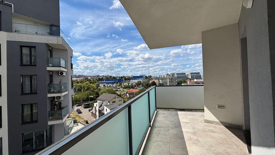 Apartament cu 2 camere semidecomandat, mobilat în Bună Ziua