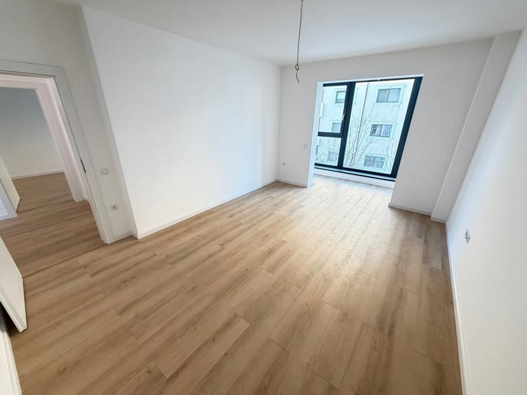 Apartament cu 3 camere decomandat în Păcurari