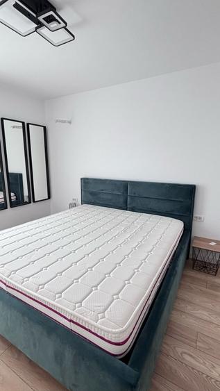 Apartament cu 3 camere semidecomandat, mobilat în Aviației