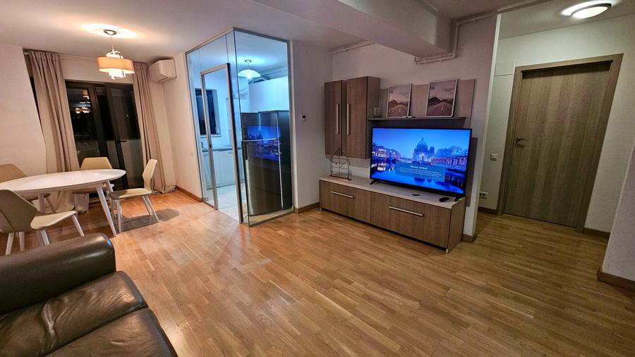 Apartament cu 2 camere decomandat, mobilat în Banu Manta