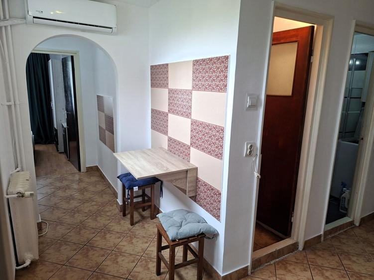 Apartament cu 2 camere decomandat în Drumul Taberei