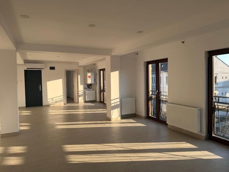 Spațiu comercial ~85 mp | Piața Frații Buzești | Centrul Vechi - 2