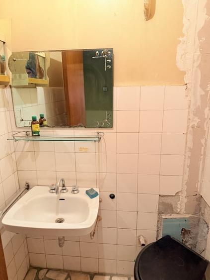 Apartament cu 4 camere decomandat în Kiseleff