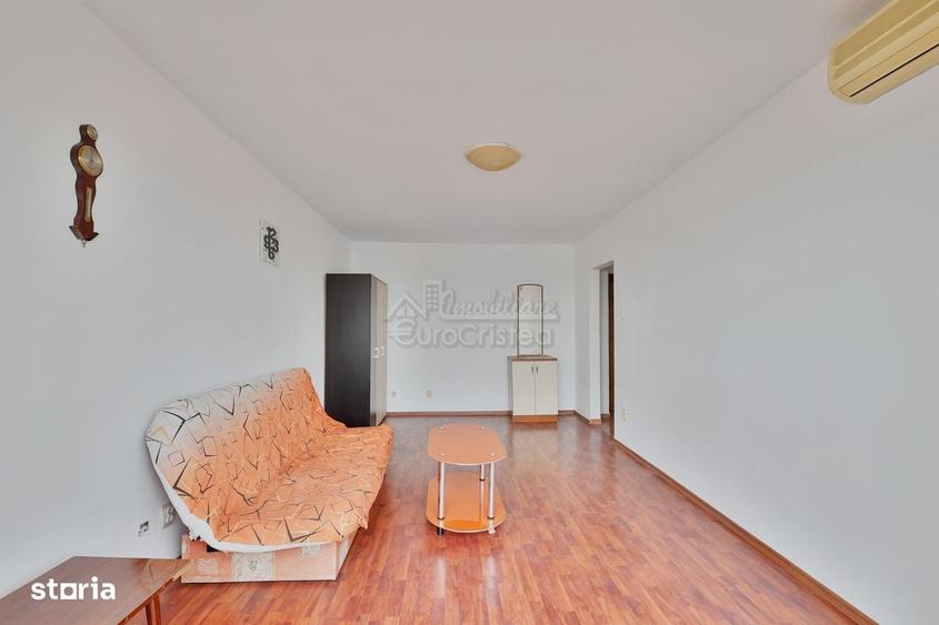 Apartament cu 2 camere decomandat în Est