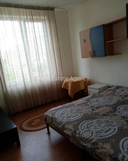 1 camera in zona Buziasului