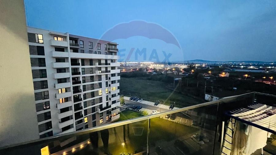 Apartament cu 3 camere de vânzare în zona Nufarul - 11