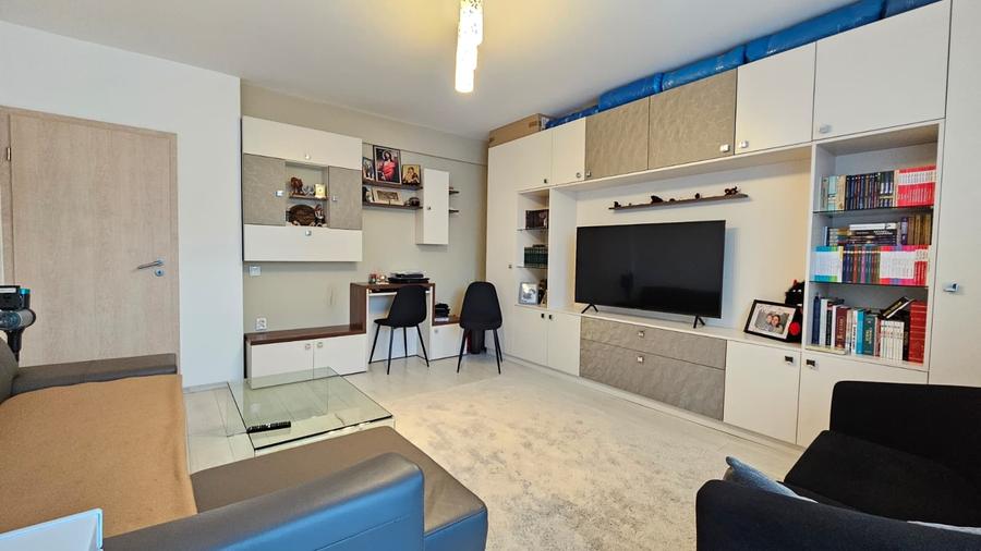 Apartament 2 camere zona Judetean,mobilat,parcare,160000 Euro - 1