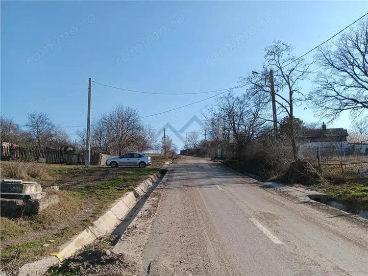 Miroslava Dancas teren 470mp cu toate utilitatile pe proprietate - 6