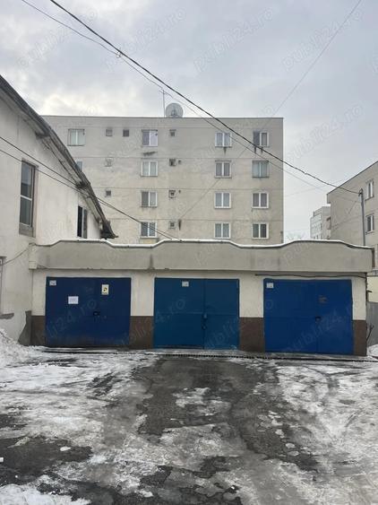 Garaj de inchiriat Zona Poli 2 - 3