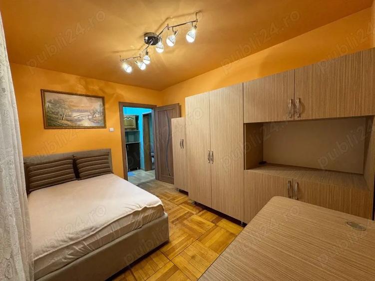 Inchiriez apartament cu 2 camere zona Vlaicu - 1