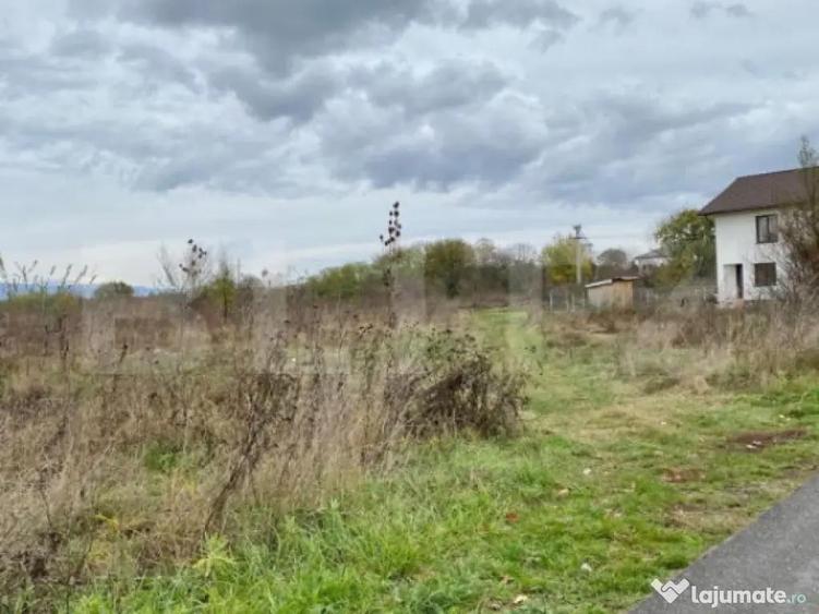 Teren intravilan, Aleea Dumbrava - 1