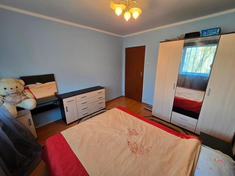 Apartament 4 camere Drumul Taberei, etaj 2/4, bloc reabilitat - 1