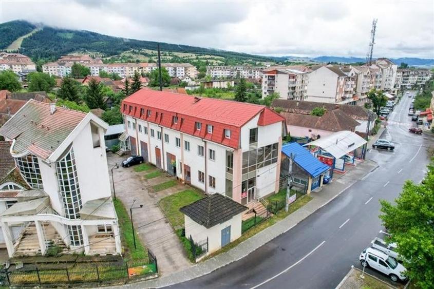 FILM! Spatiu comercial pe 150mp, compozitie adaptabila, Central, Covasna - 23