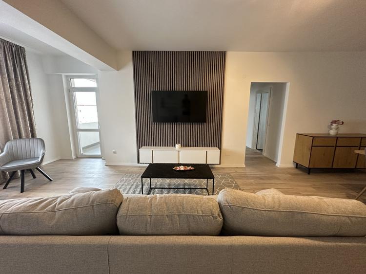 Apartament 3 camere lux zona Milea - 3