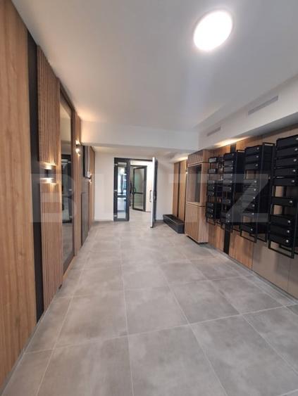 Apartament nou, impecabil, structura mare Tractorul - 2