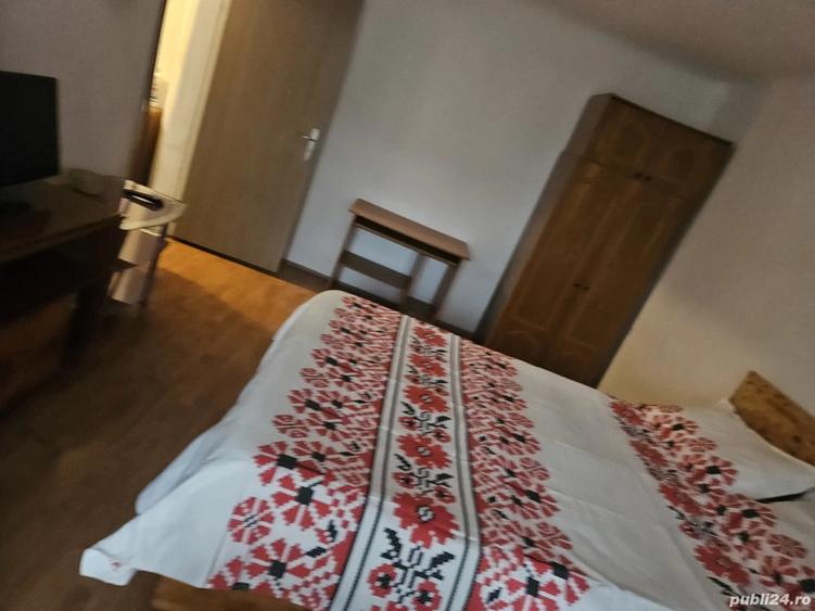 Inchiriez garsoniera - 7