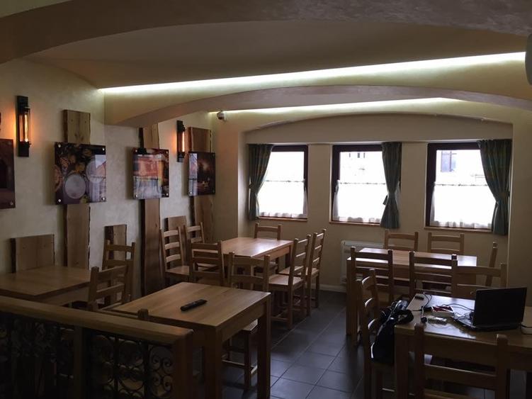 Inchiriere spatiu comercial stradal Piata Ovidiu - 3