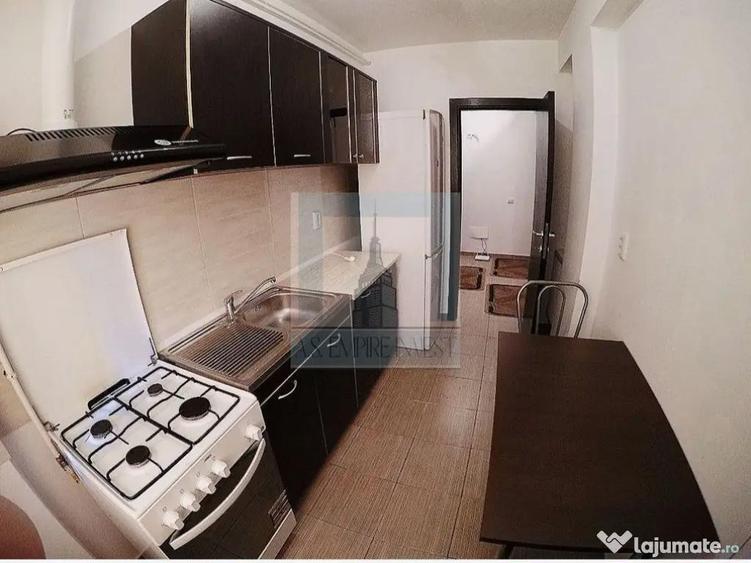 Garsoniera mobilata/utilata-zona Coresi - 4