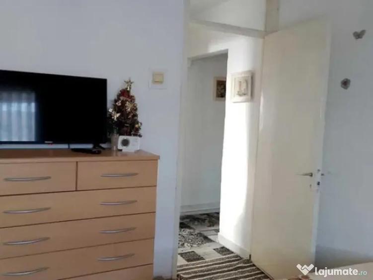Apartament Cu 2 Camere Decomandate Zona Burdujeni - Spital Bethesda - 1