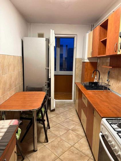 Apartament 3 camere de inchiriat - 2